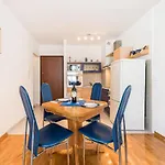 Blue Lagoon Apartamento